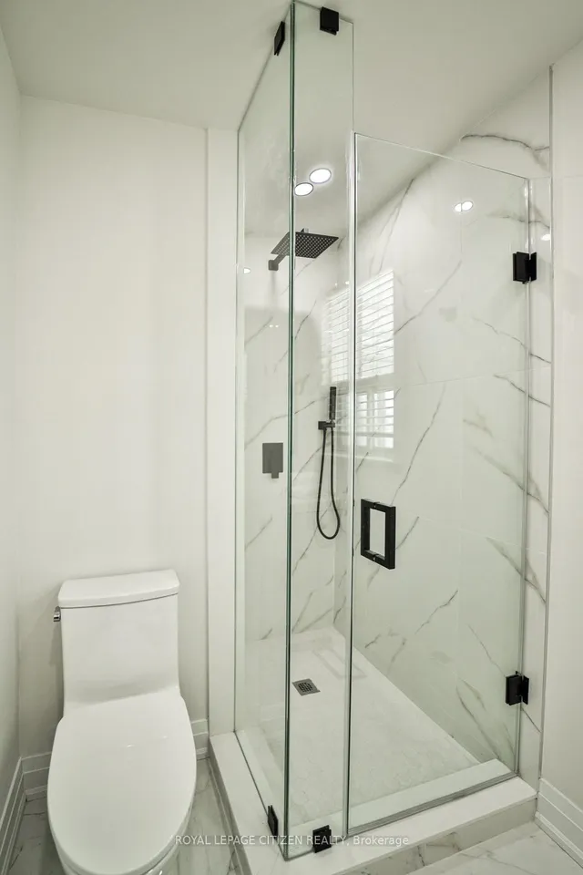 Additional property image - 34 Belleglade Crt