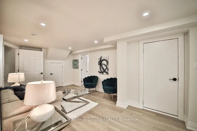 Additional property image - 34 Belleglade Crt