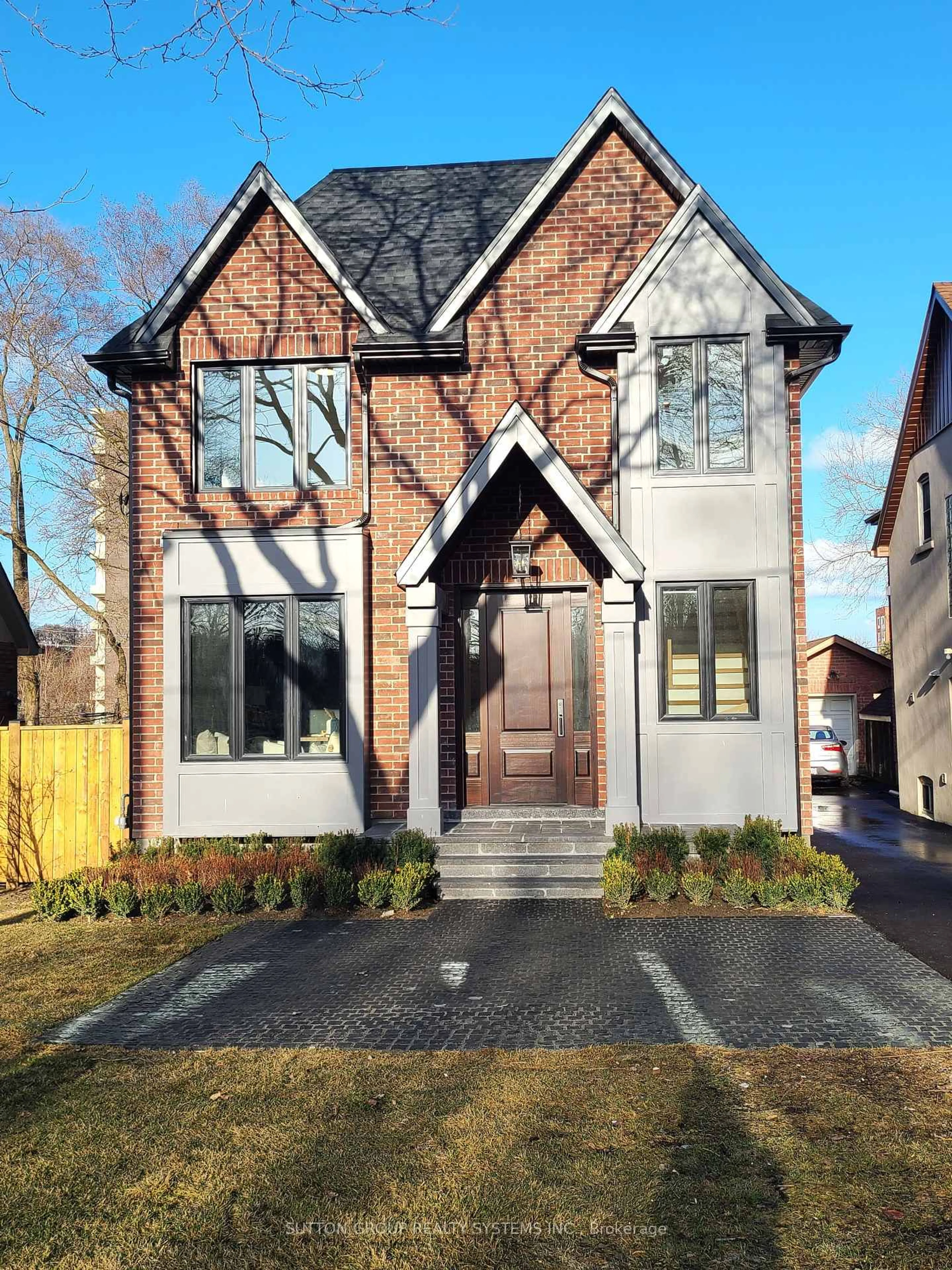 Home with brick exterior material, street for 21 South Kingsway N/A, Toronto Ontario M6S 3T2