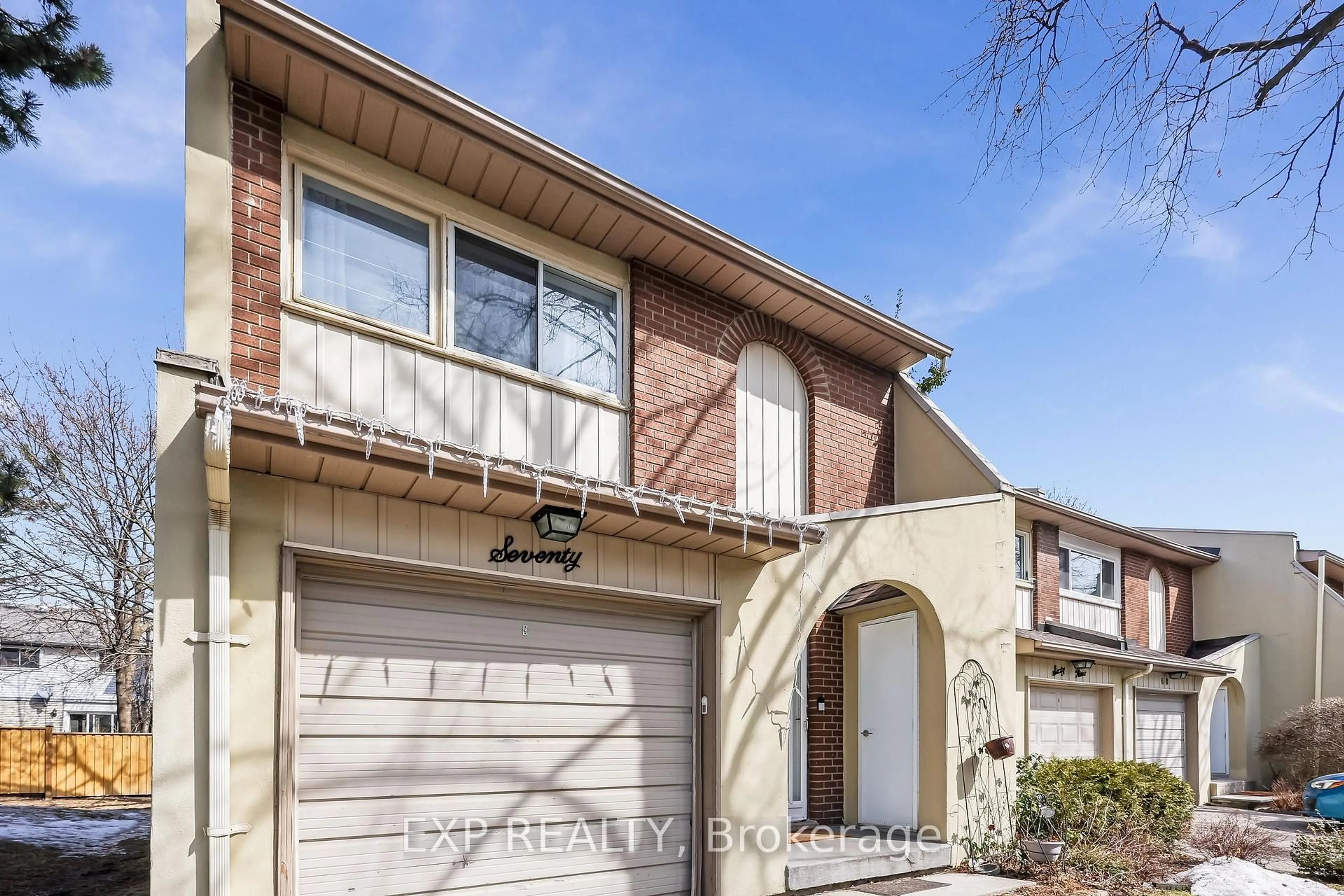 Home with brick exterior material, street for 1180 Mississ Vly Blvd #70, Mississauga Ontario L5A 3M9