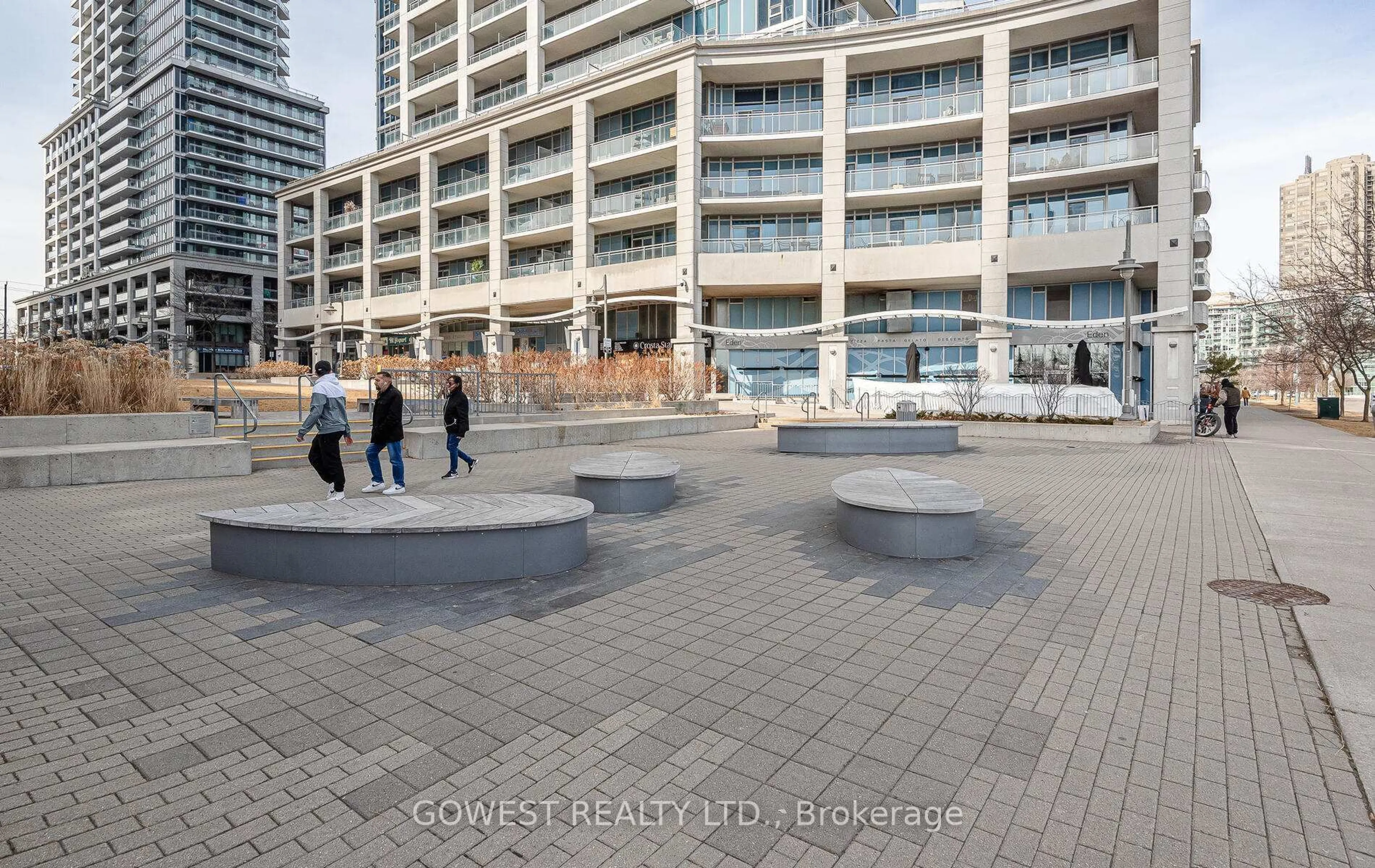 Patio, street for 58 Marine Parade Dr #414, Toronto Ontario M8V 4G1