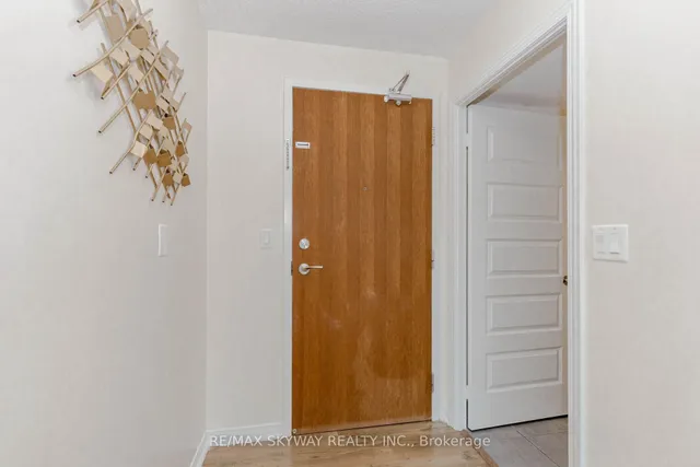 Additional property image - 215 Queen St Unit 403