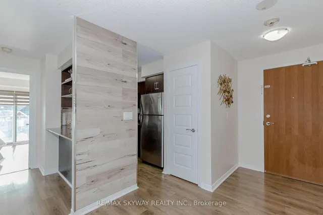 Additional property image - 215 Queen St Unit 403