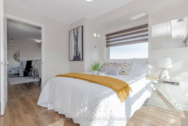 Additional property image - 215 Queen St Unit 403