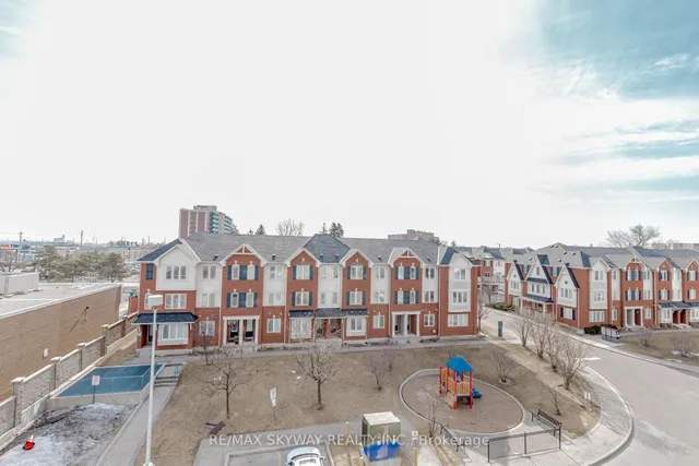 Additional property image - 215 Queen St Unit 403