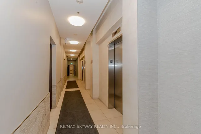 Additional property image - 215 Queen St Unit 403