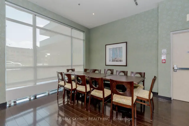 Additional property image - 215 Queen St Unit 403