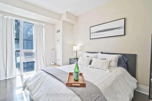 Additional property image - 15 James Finlay Way Unit 1017