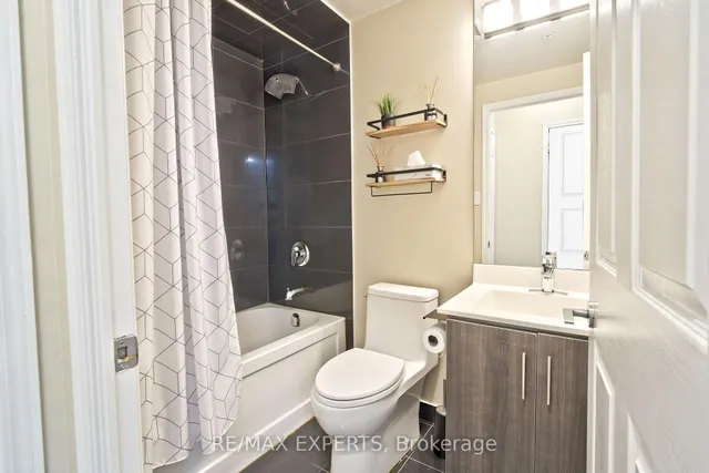 Additional property image - 15 James Finlay Way Unit 1017