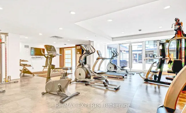 Additional property image - 15 James Finlay Way Unit 1017