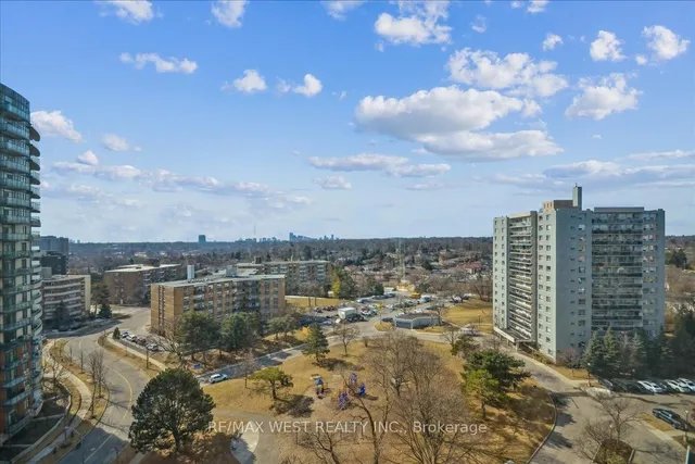 Additional property image - 38 Fontenay Crt Unit 1207