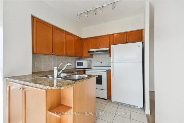 Additional property image - 38 Fontenay Crt Unit 1207