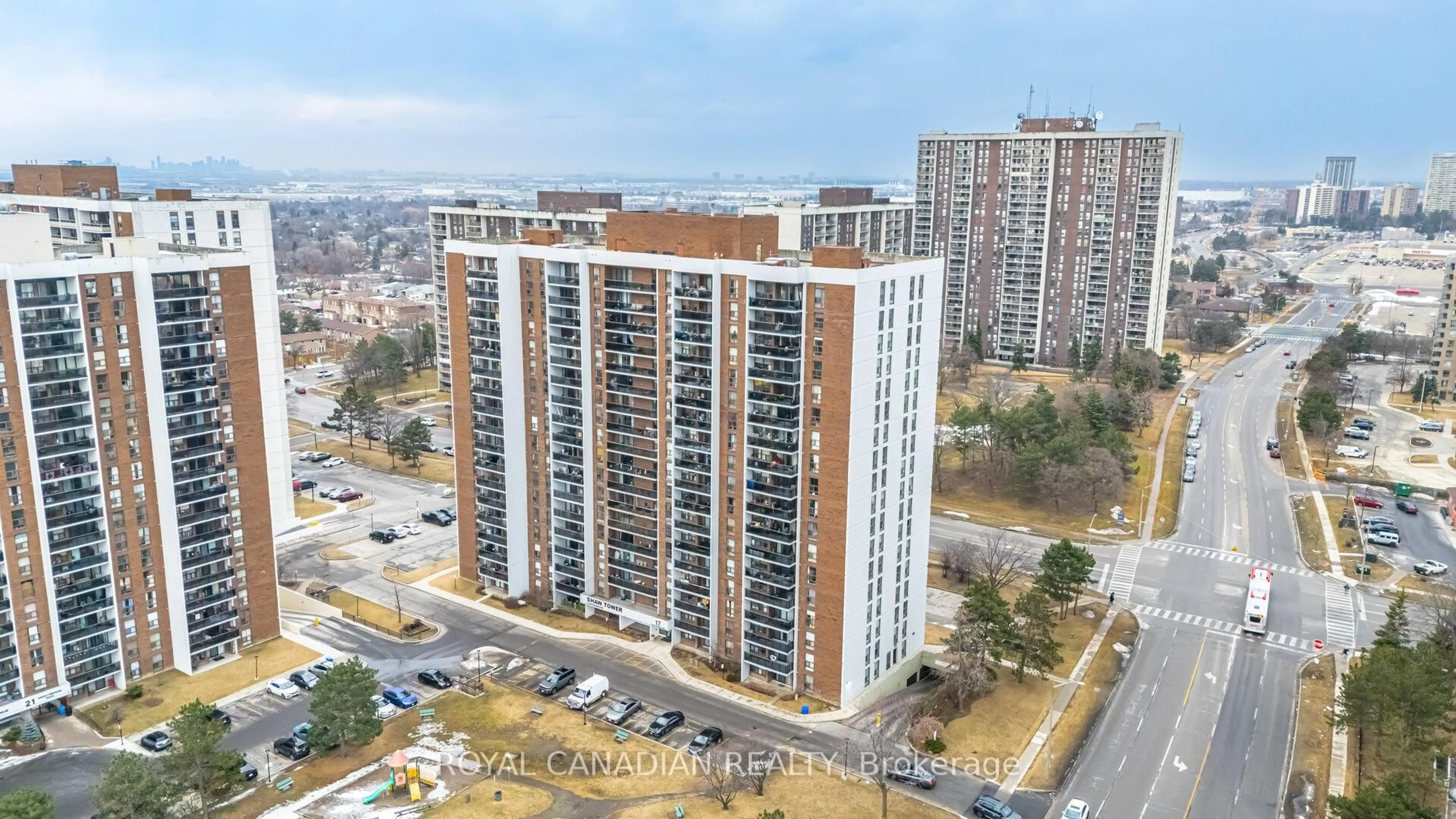 A pic from outside/outdoor area/front of a property/back of a property/a pic from drone, city buildings view from balcony for 17 Knightsbridge Rd #1605, Brampton Ontario L6T 3X9