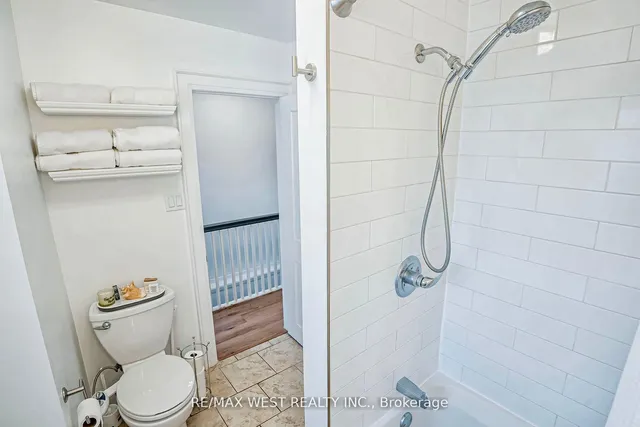 Additional property image - 291 McRoberts Ave