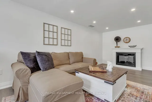 Additional property image - 5021 Brady Ave
