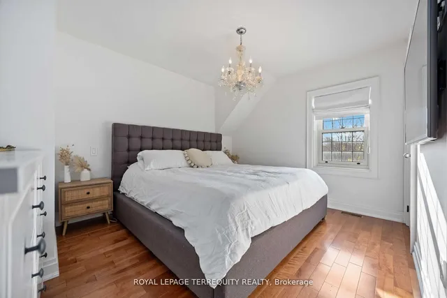 Additional property image - 60 Bushey Ave