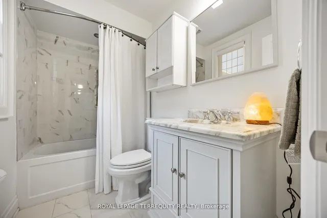 Additional property image - 60 Bushey Ave