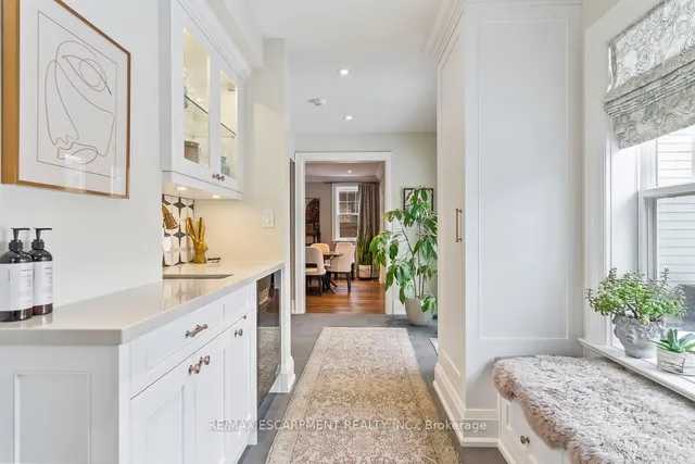 Additional property image - 534 Emerald St