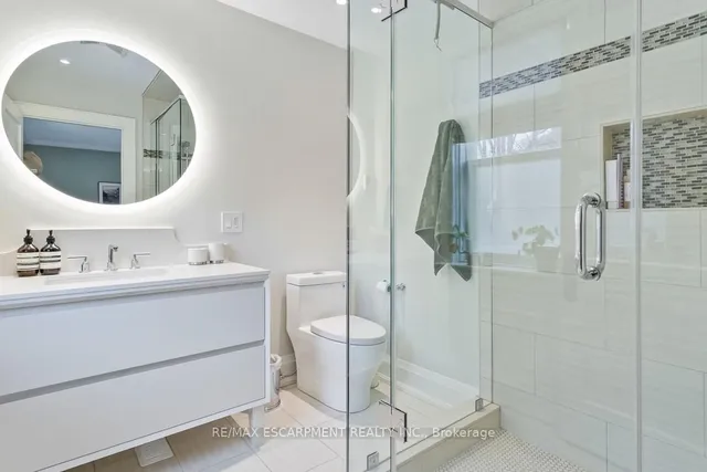 Additional property image - 534 Emerald St