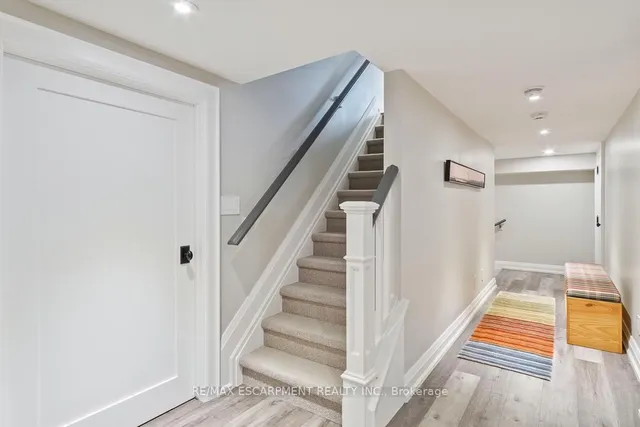 Additional property image - 534 Emerald St