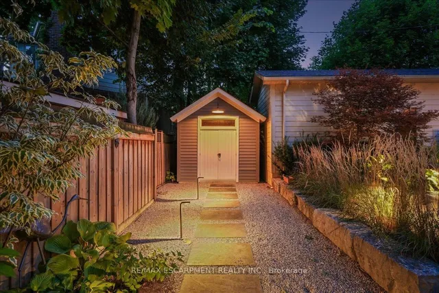 Additional property image - 534 Emerald St