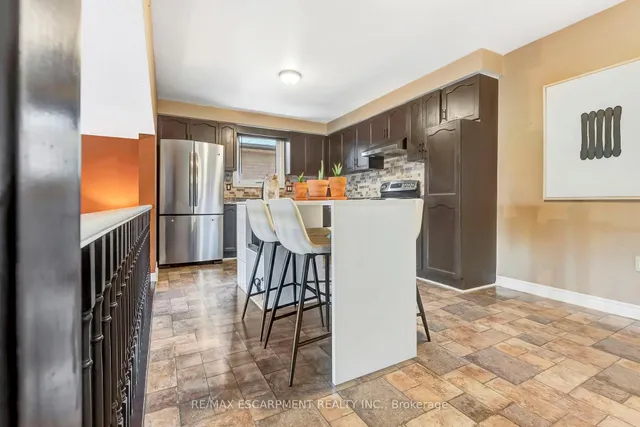 Additional property image - 2202 Donald Rd