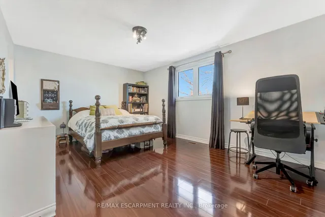 Additional property image - 2202 Donald Rd