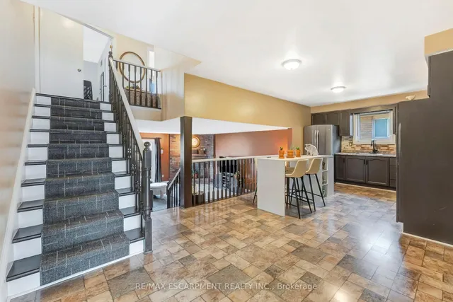 Additional property image - 2202 Donald Rd