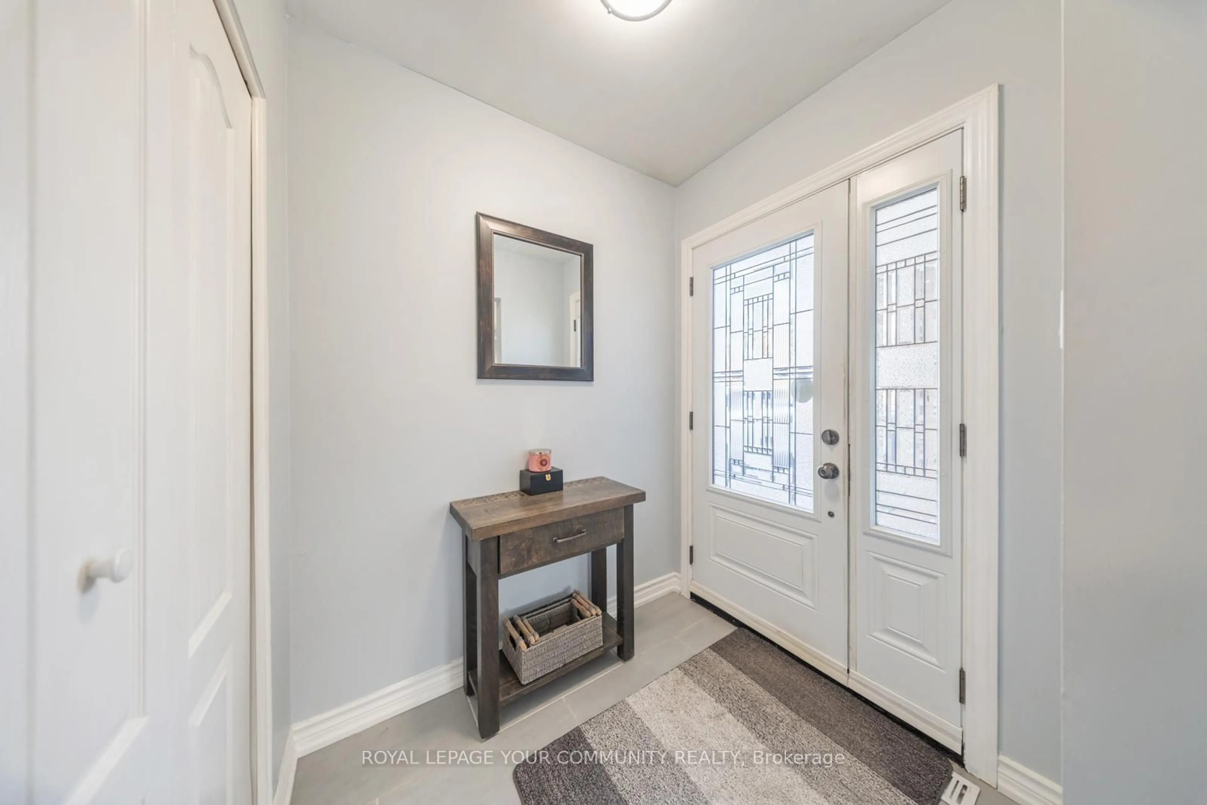 Indoor entryway for 37 Burgby Ave, Brampton Ontario L6X 2G7