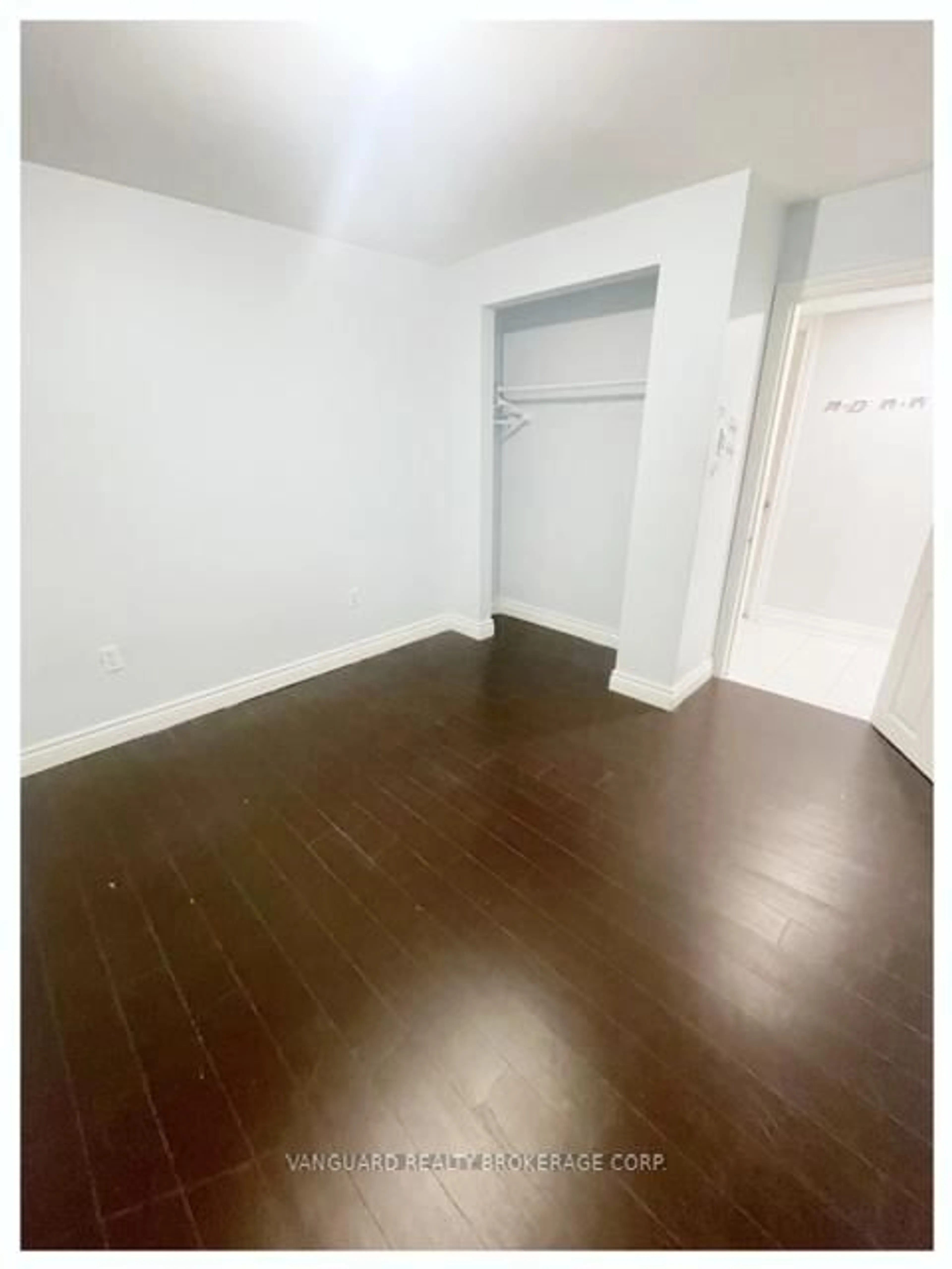 A pic of a room for 19 Checkers Crt, Toronto Ontario M3N 1P9