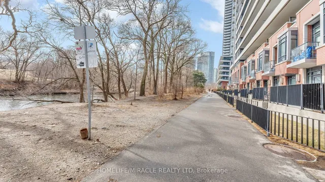 Additional property image - 2220 Lake Shore Blvd Unit 616