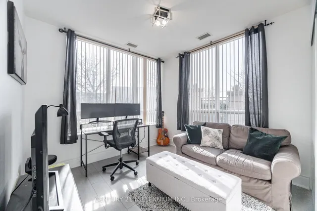 Additional property image - 5233 Dundas St Unit 118
