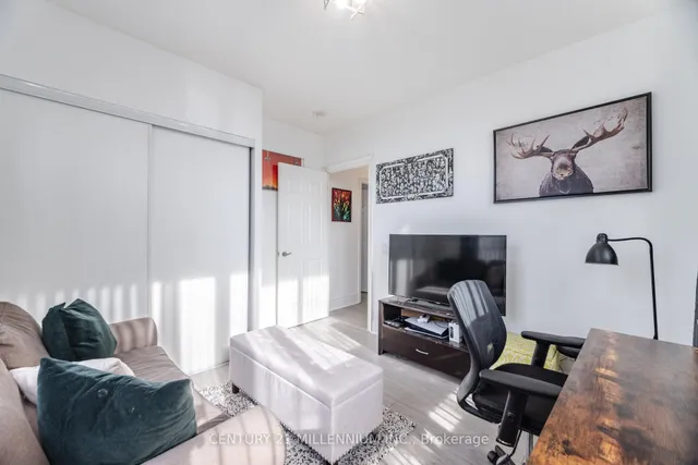 Additional property image - 5233 Dundas St Unit 118