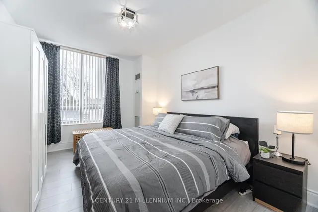 Additional property image - 5233 Dundas St Unit 118
