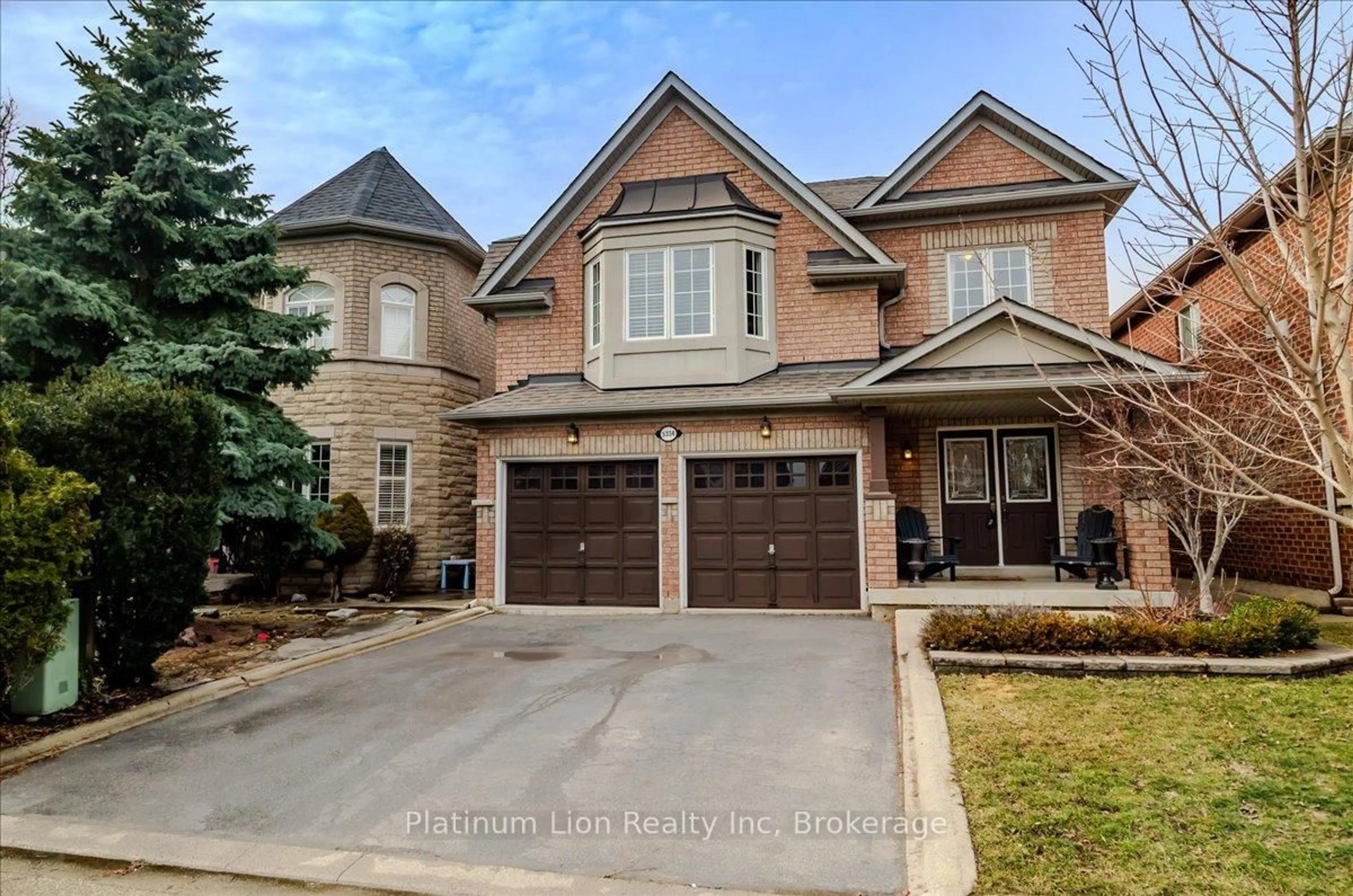 Home with brick exterior material, street for 5334 Cachet Cres, Burlington Ontario L7L 7N5