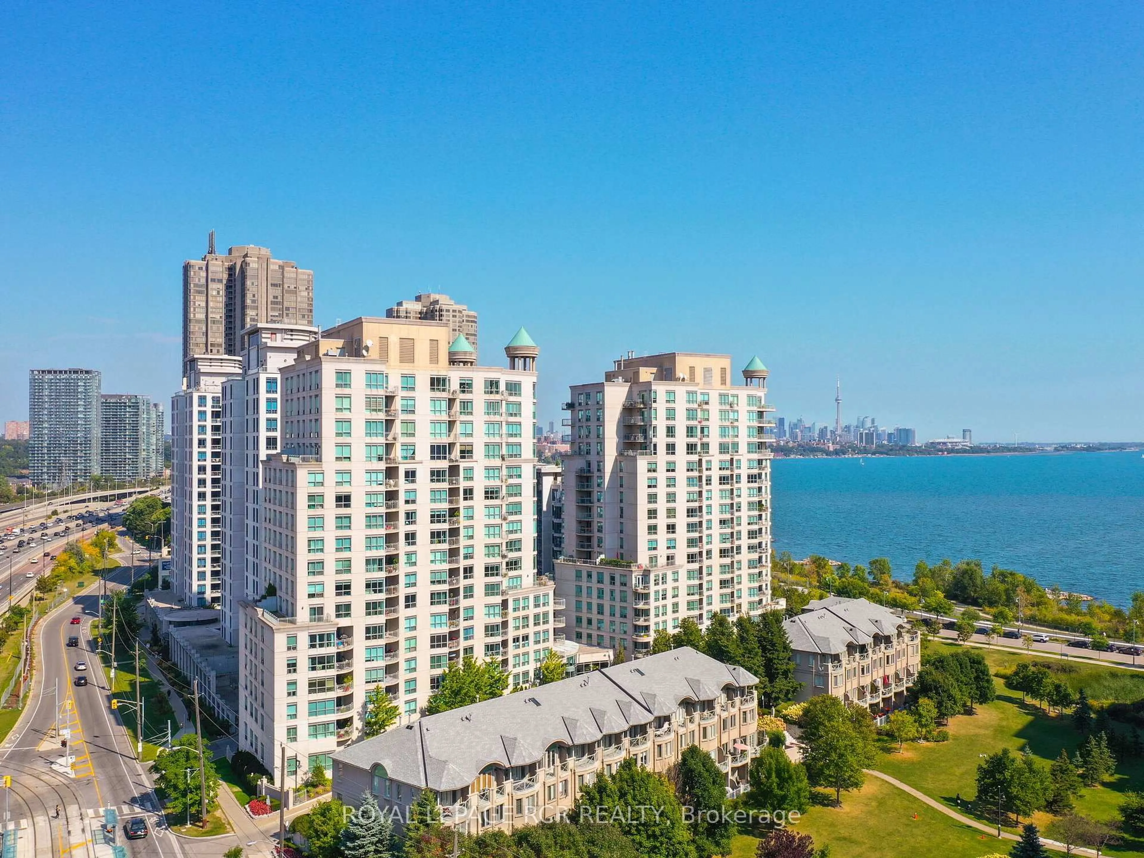 A pic from outside/outdoor area/front of a property/back of a property/a pic from drone, city buildings view from balcony for 2111 Lake Shore Blvd #1116, Toronto Ontario M8V 4B2