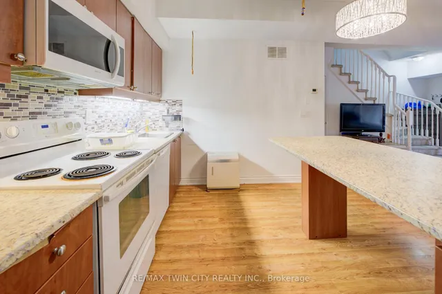 Additional property image - 5 Richgrove Dr Unit 114