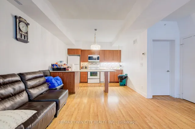 Additional property image - 5 Richgrove Dr Unit 114