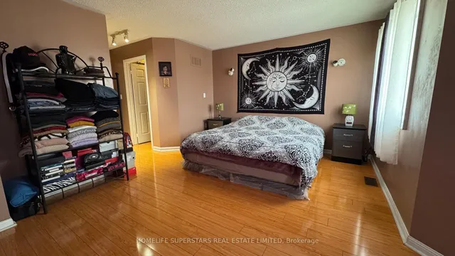 Additional property image - 980 Peter Robertson Blvd