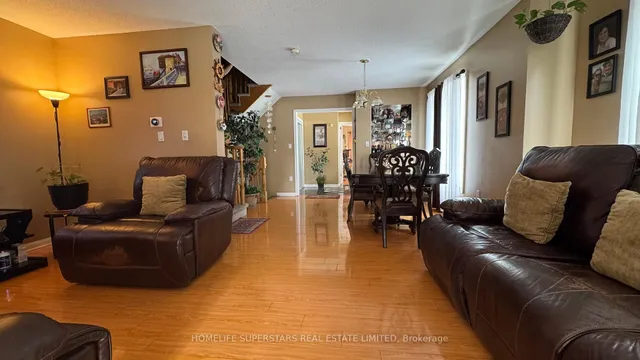 Additional property image - 980 Peter Robertson Blvd