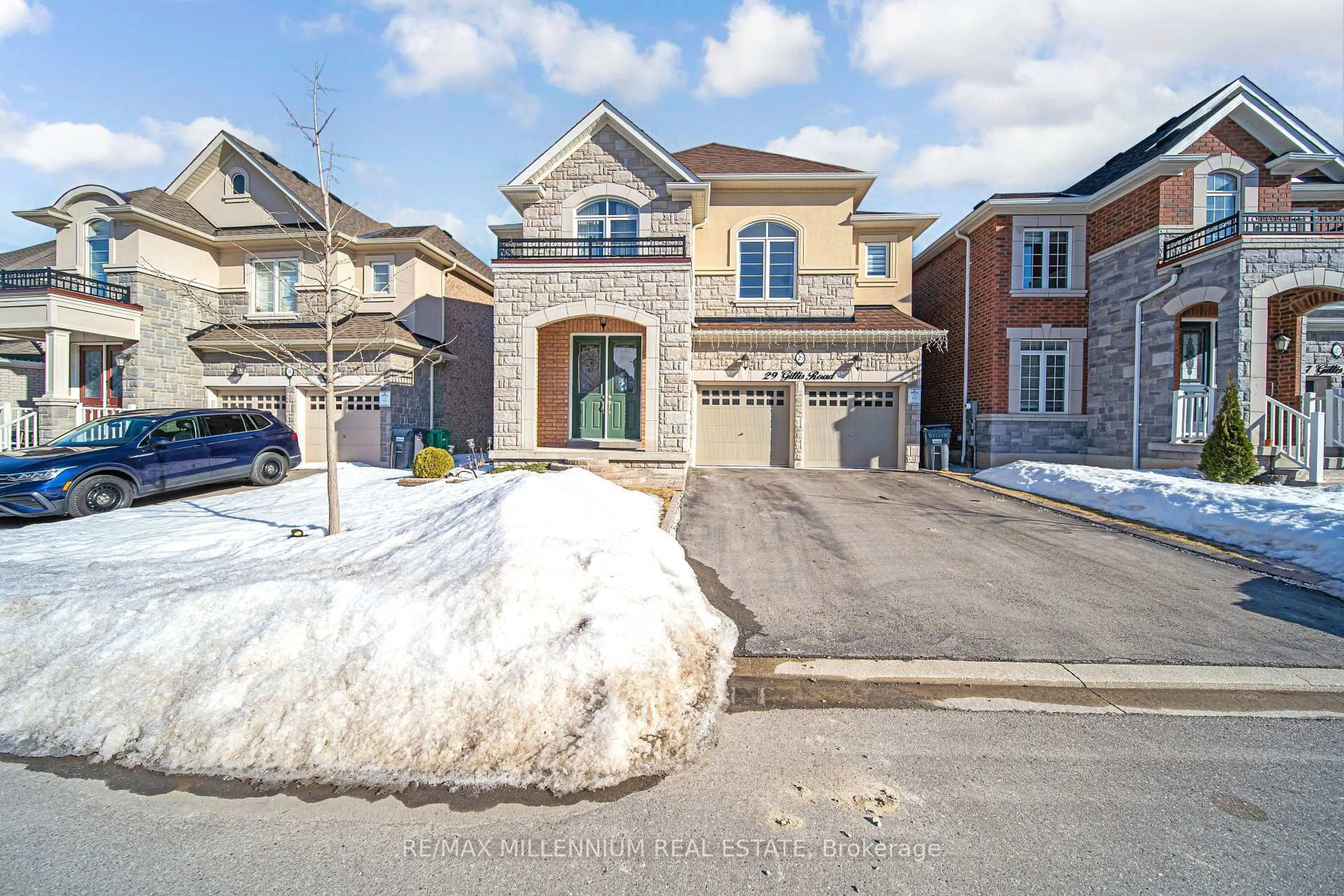 Home with brick exterior material, street for 29 Gillis Rd, Brampton Ontario L7A 4V6