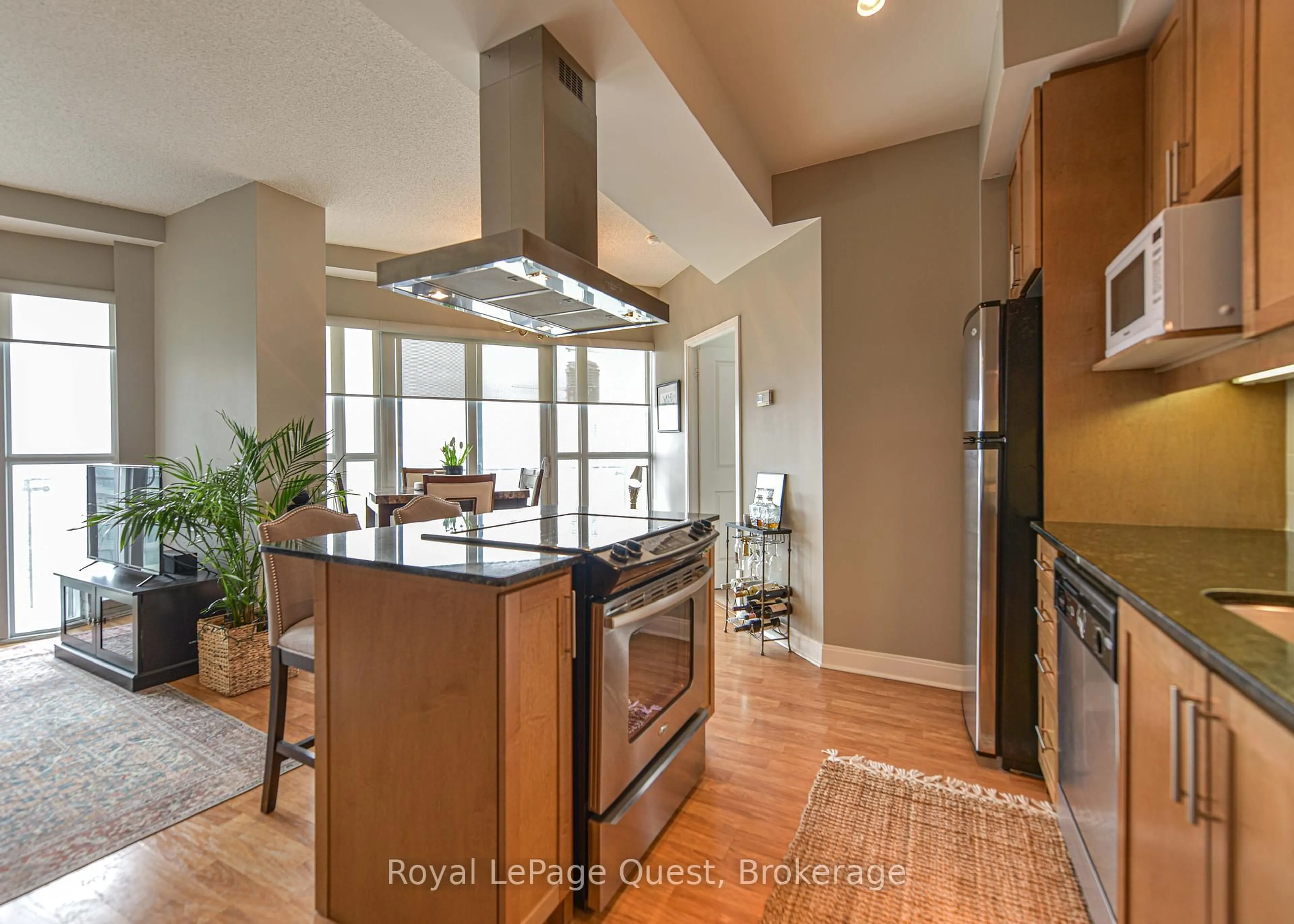 Open concept kitchen, unknown for 50 Absolute Ave #3606, Mississauga Ontario L4Z 0A8