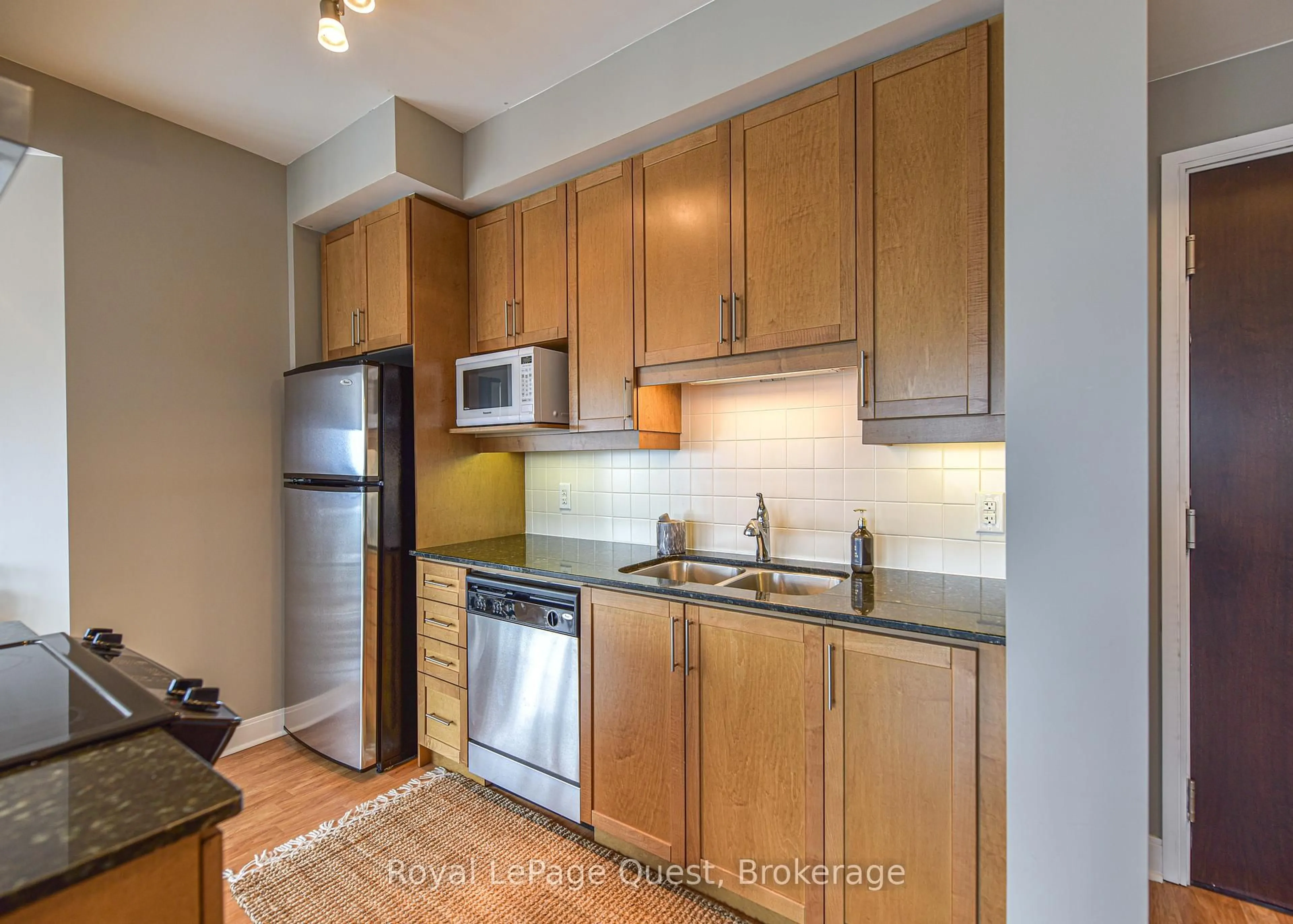 Standard kitchen, unknown for 50 Absolute Ave #3606, Mississauga Ontario L4Z 0A8