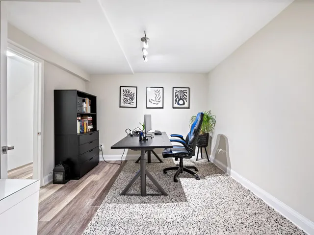 Additional property image - 4165 Fieldgate Dr Unit 7