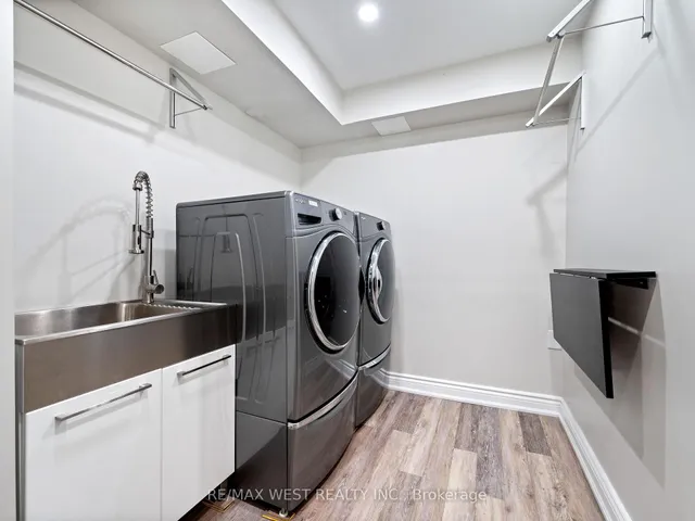 Additional property image - 4165 Fieldgate Dr Unit 7