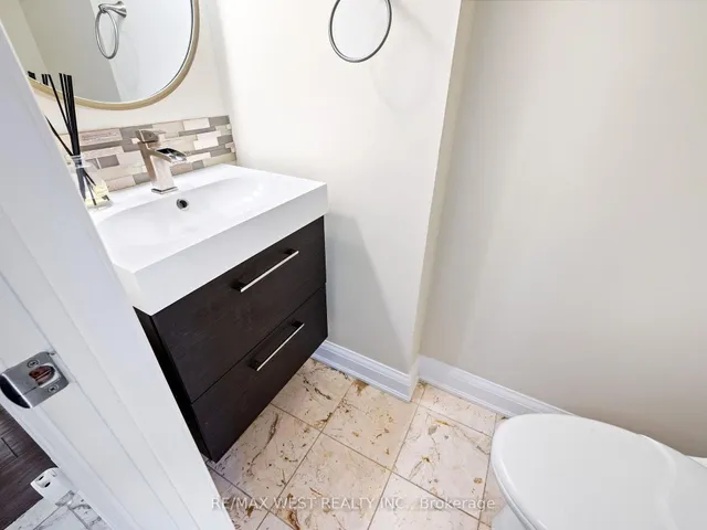 Additional property image - 4165 Fieldgate Dr Unit 7