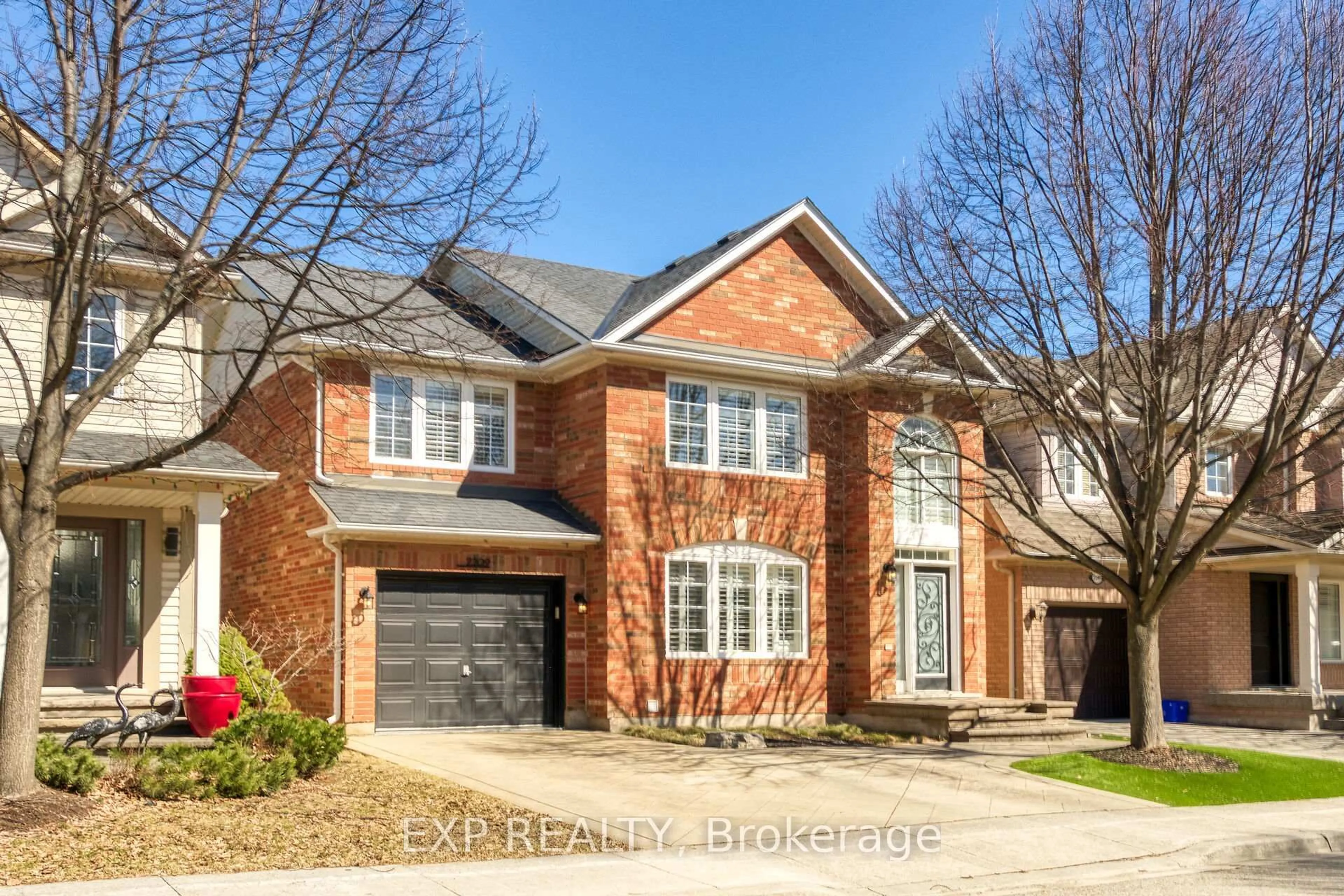 Home with brick exterior material, street for 2209 Kenneth Cres, Burlington Ontario L7L 6T4