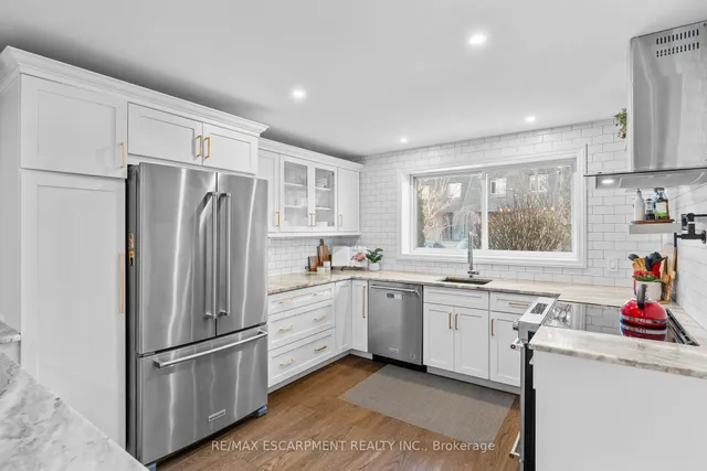 Additional property image - 684 Dynes Rd Unit 5