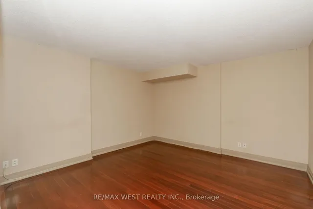 Additional property image - 2737 Keele St Unit 629