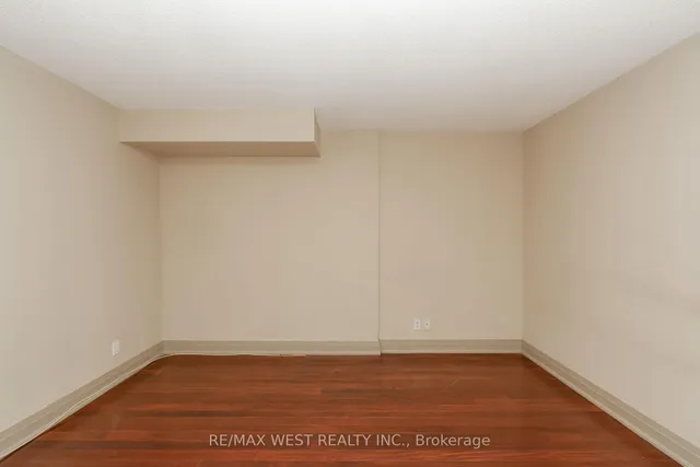 Additional property image - 2737 Keele St Unit 629